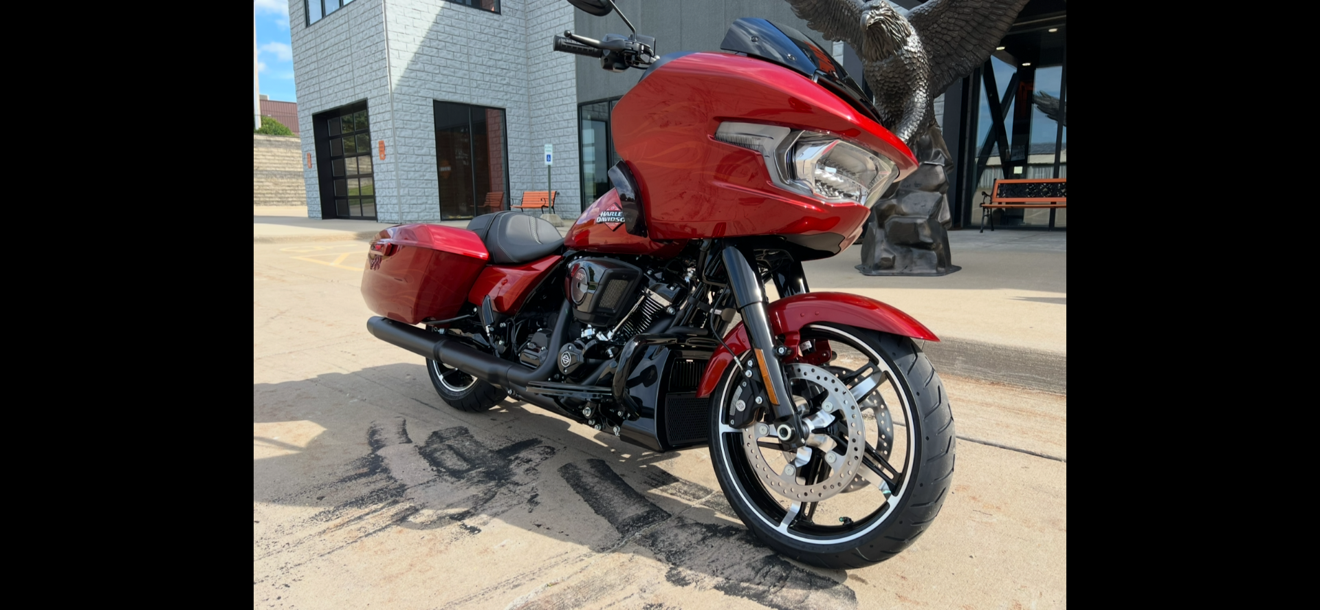 2025 Harley-Davidson Road Glide® in Dubuque, Iowa - Photo 8