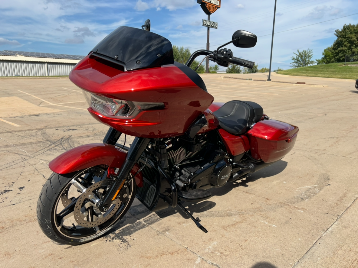 2025 Harley-Davidson Road Glide® in Dubuque, Iowa - Photo 8