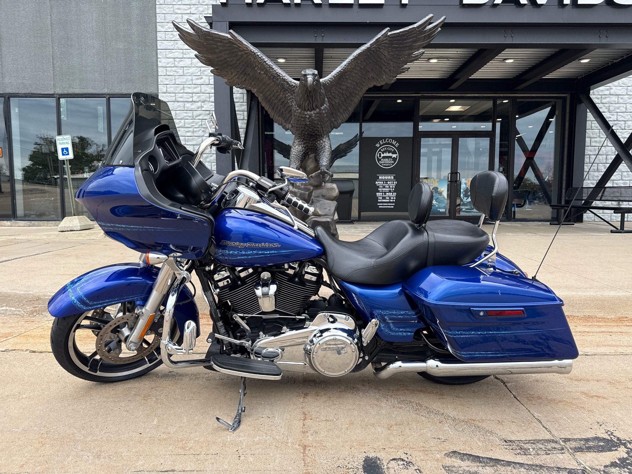 2019 Harley-Davidson Road Glide® 1