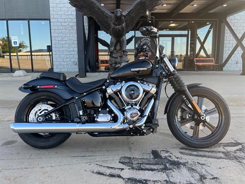 2025 Harley-Davidson Street Bob® in Dubuque, Iowa - Photo 1