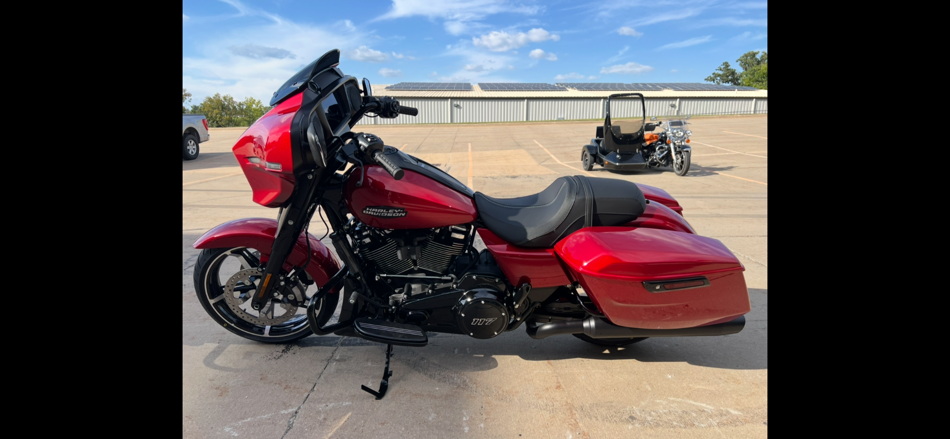 2025 Harley-Davidson Street Glide® in Dubuque, Iowa - Photo 5