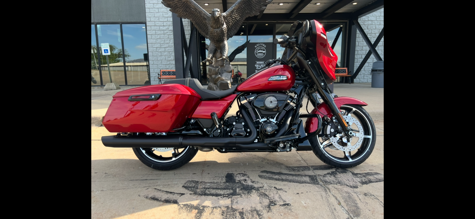 2025 Harley-Davidson Street Glide® in Dubuque, Iowa - Photo 1