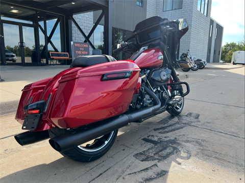 2025 Harley-Davidson Street Glide® in Dubuque, Iowa - Photo 2
