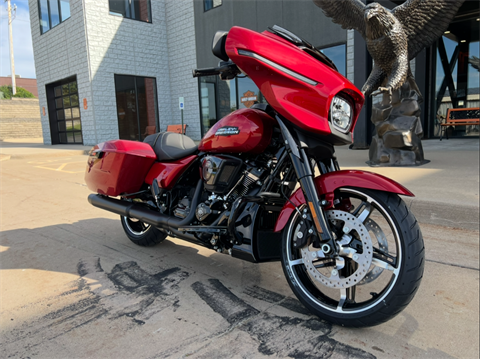 2025 Harley-Davidson Street Glide® in Dubuque, Iowa - Photo 8