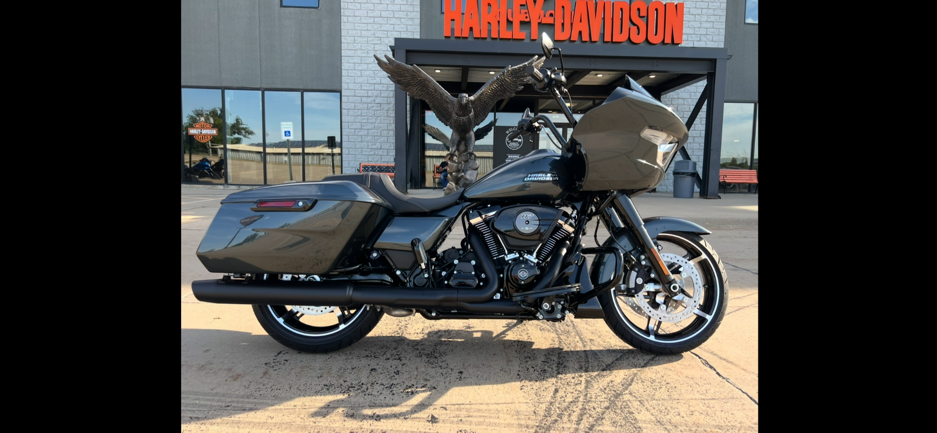 2025 Harley-Davidson Road Glide® in Dubuque, Iowa - Photo 1