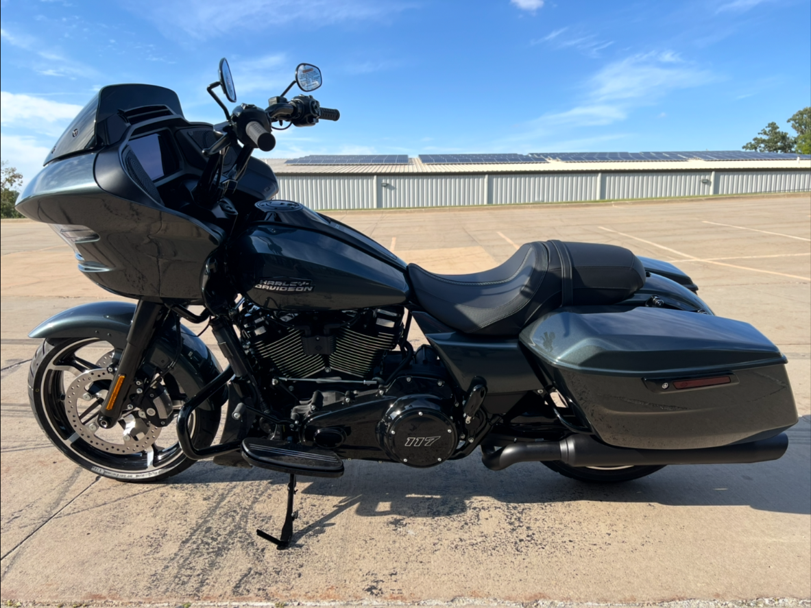 2025 Harley-Davidson Road Glide® in Dubuque, Iowa - Photo 7