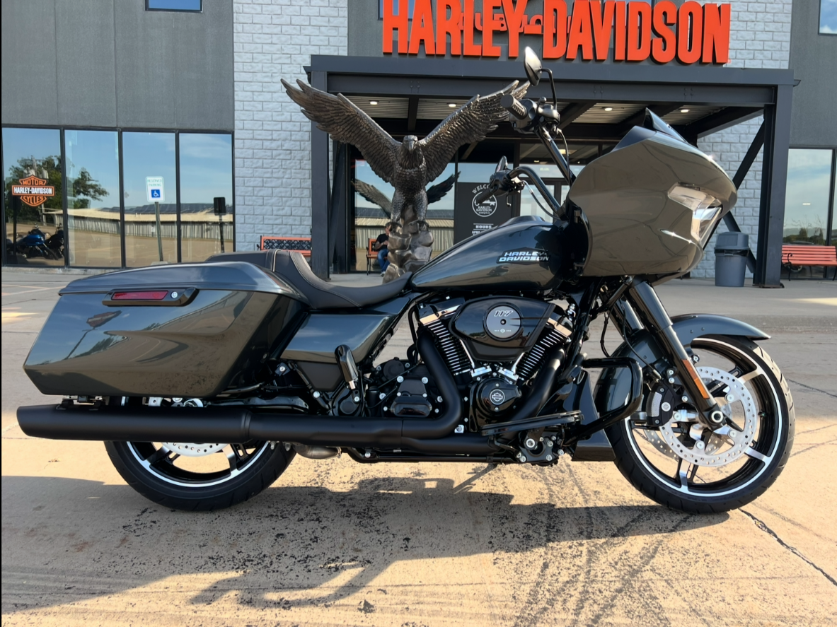 2025 Harley-Davidson Road Glide® in Dubuque, Iowa - Photo 1