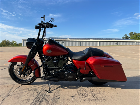 2025 Harley-Davidson Road King® Special in Dubuque, Iowa - Photo 7