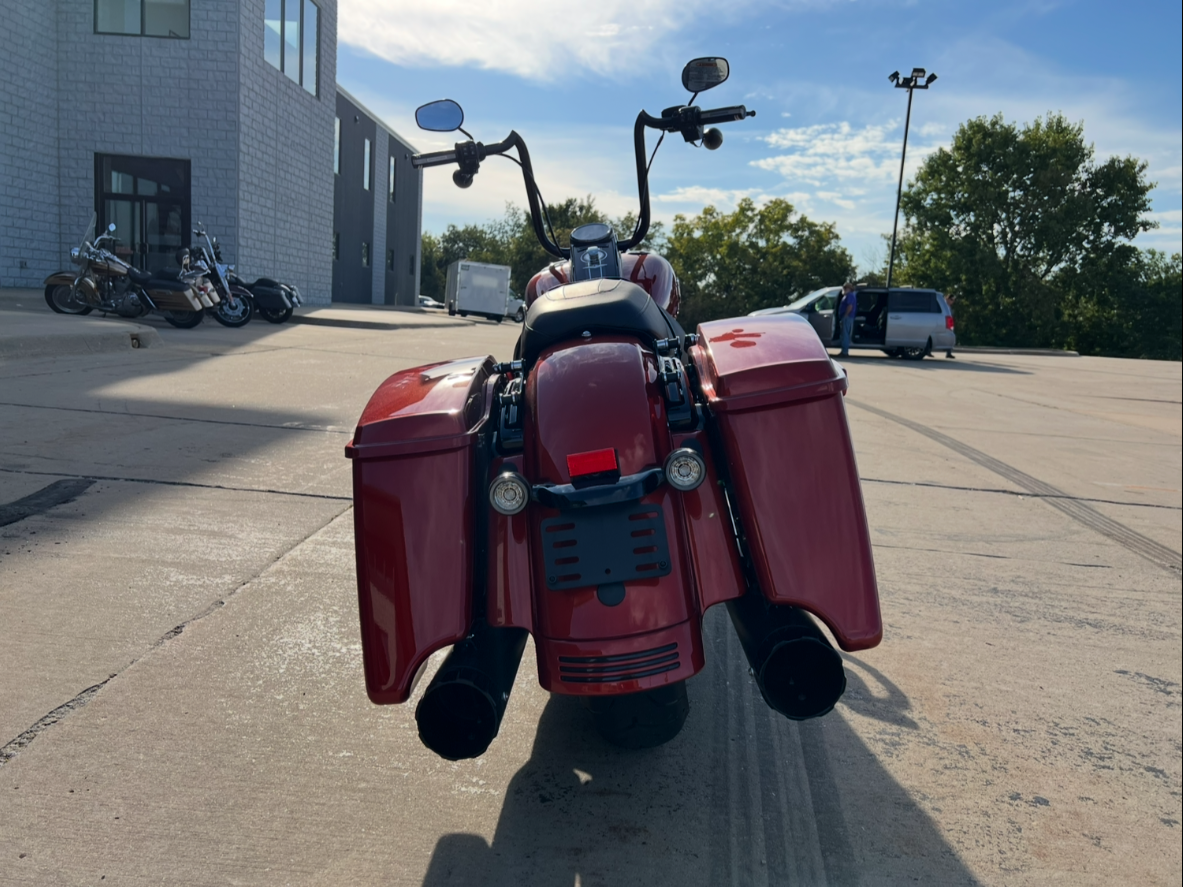 2025 Harley-Davidson Road King® Special in Dubuque, Iowa - Photo 4