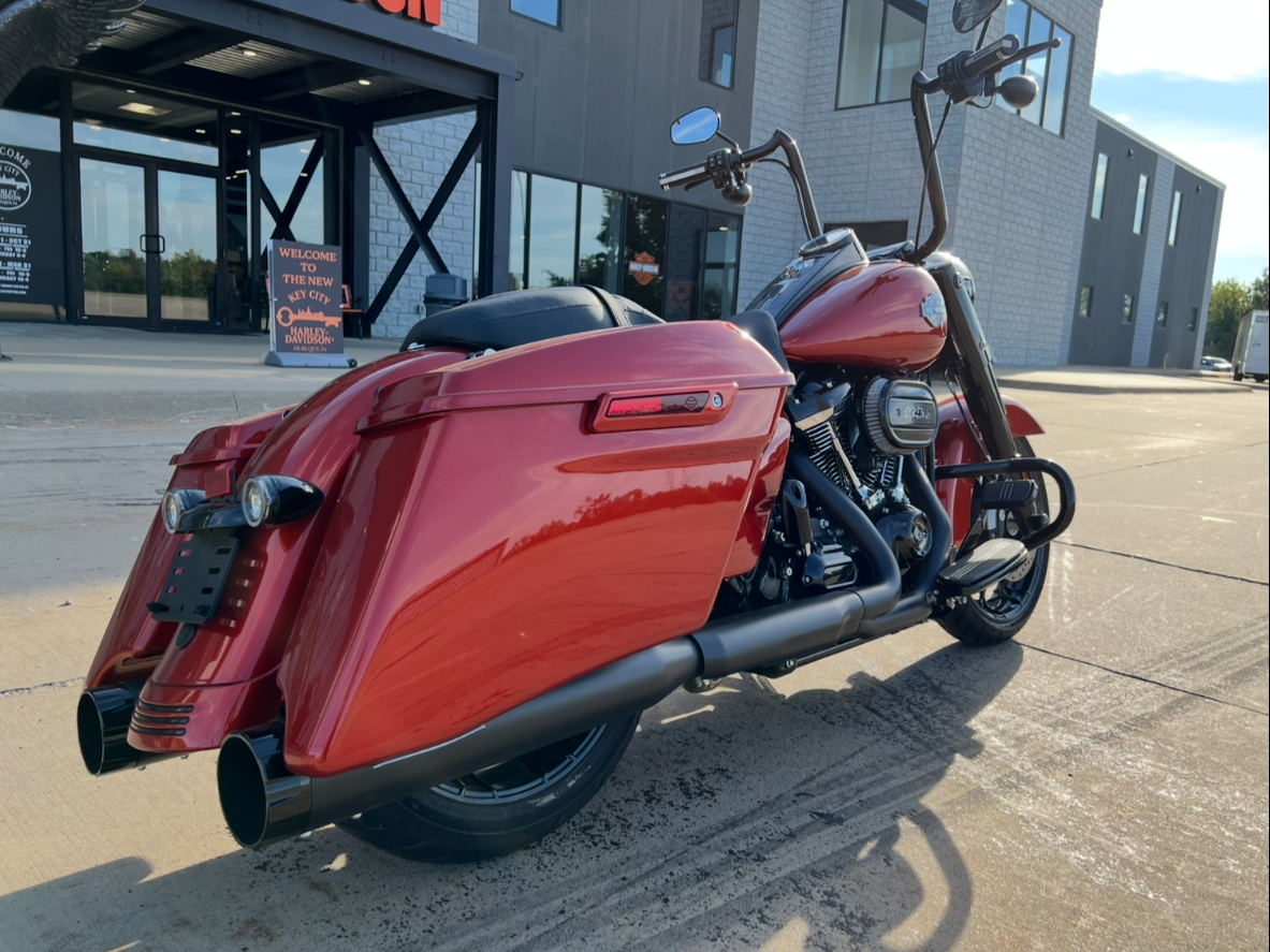 2025 Harley-Davidson Road King® Special in Dubuque, Iowa - Photo 2