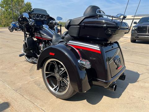 2020 Harley-Davidson CVO™ Tri Glide® in Dubuque, Iowa - Photo 4