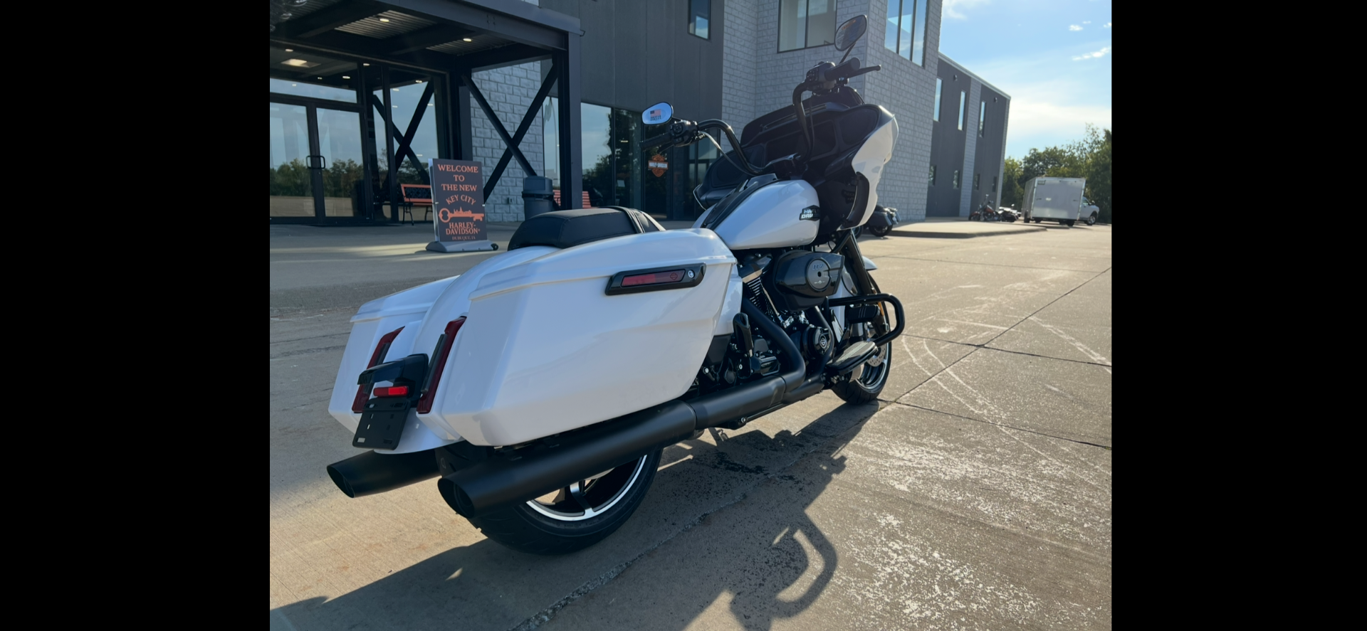 2025 Harley-Davidson Road Glide® in Dubuque, Iowa - Photo 2