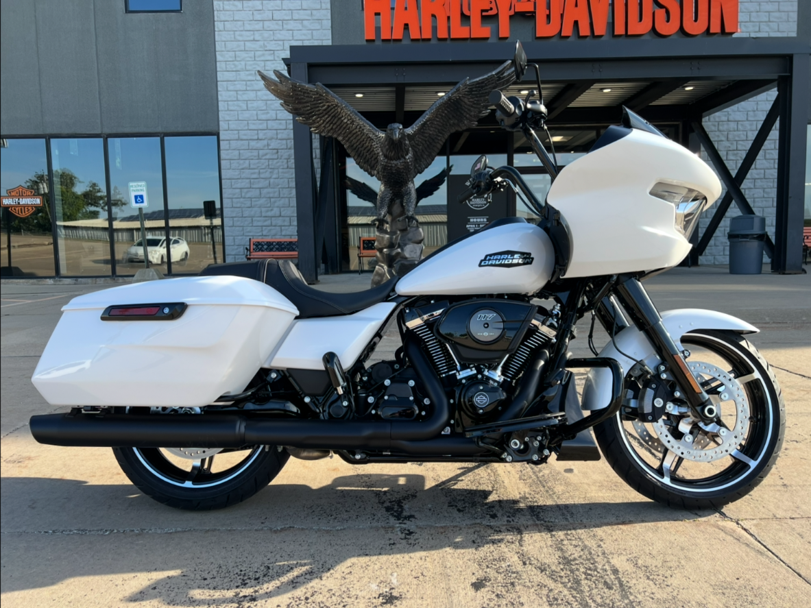 2025 Harley-Davidson Road Glide® in Dubuque, Iowa - Photo 1