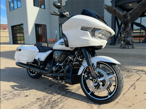 2025 Harley-Davidson Road Glide® in Dubuque, Iowa - Photo 11