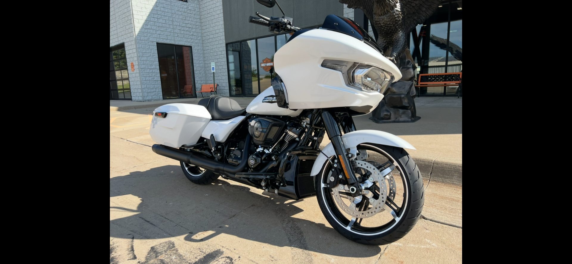 2025 Harley-Davidson Road Glide® in Dubuque, Iowa - Photo 8