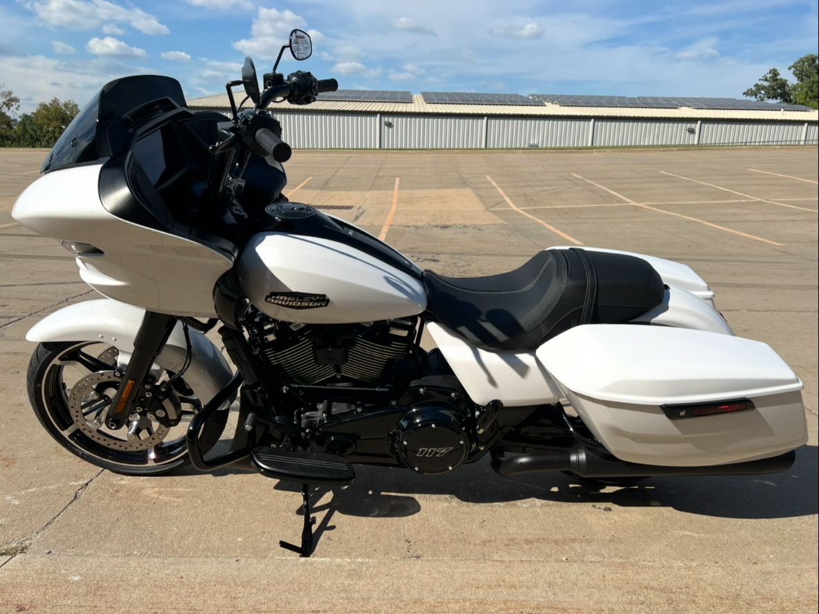 2025 Harley-Davidson Road Glide® in Dubuque, Iowa - Photo 7