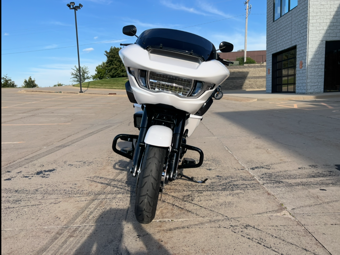 2025 Harley-Davidson Road Glide® in Dubuque, Iowa - Photo 10