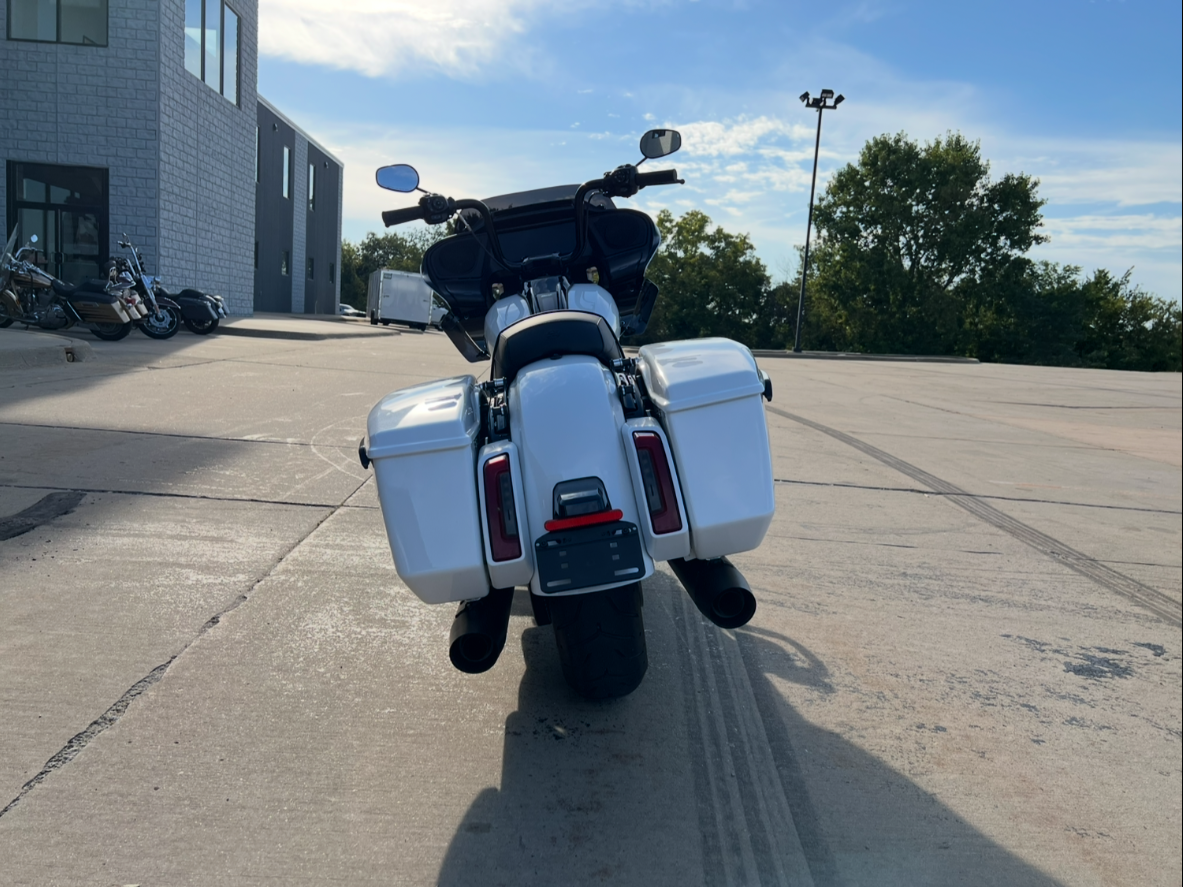 2025 Harley-Davidson Road Glide® in Dubuque, Iowa - Photo 4