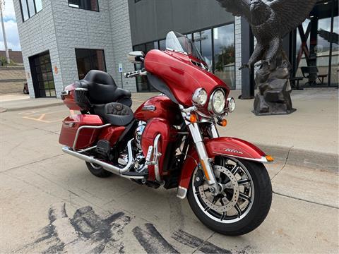 2014 Harley-Davidson Electra Glide® Ultra Classic® in Dubuque, Iowa - Photo 8