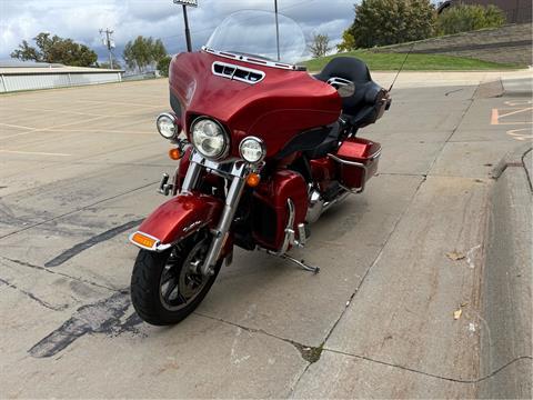 2014 Harley-Davidson Electra Glide® Ultra Classic® in Dubuque, Iowa - Photo 6
