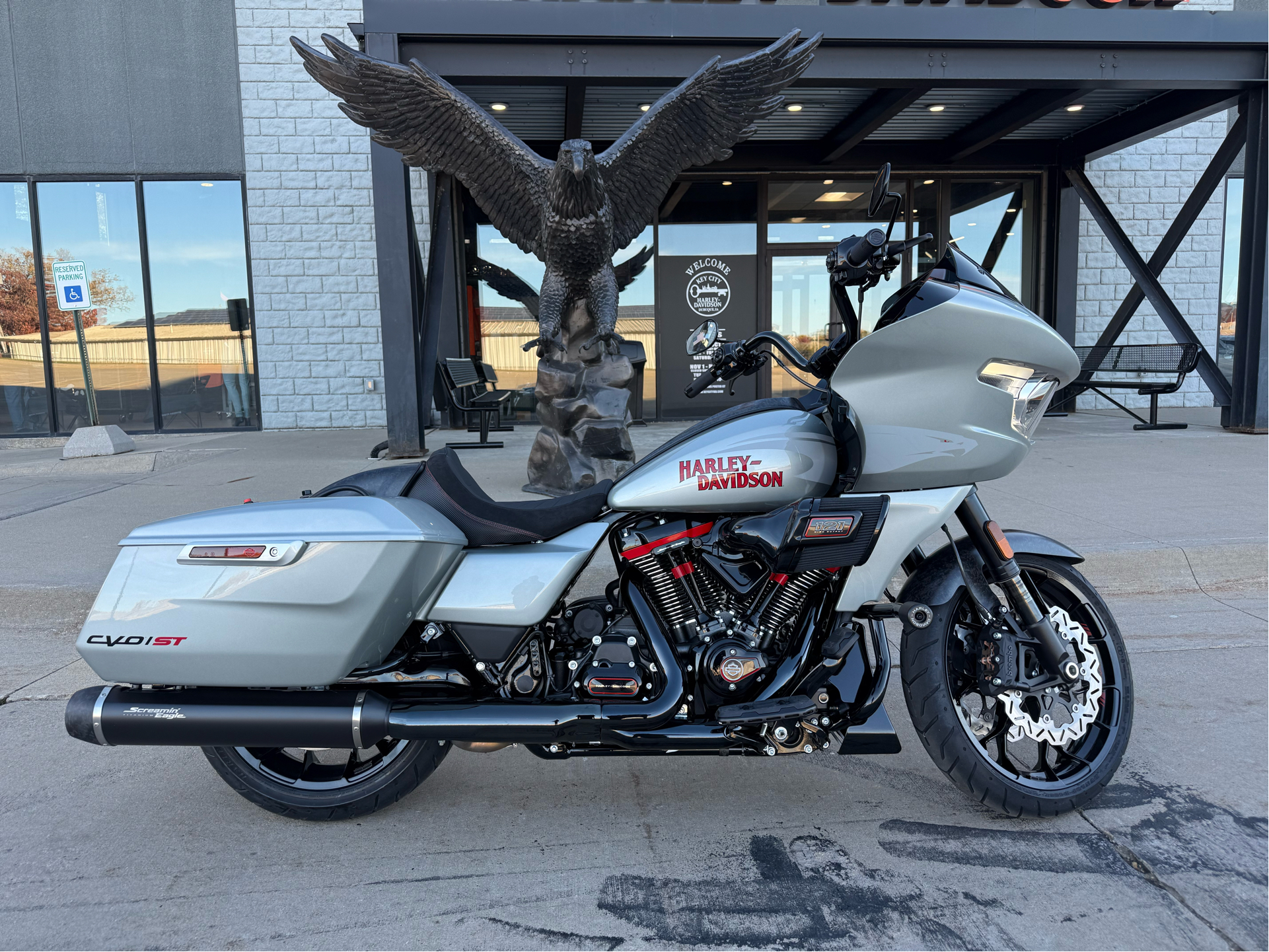 2025 Harley-Davidson CVO™ Road Glide® ST in Dubuque, Iowa - Photo 1