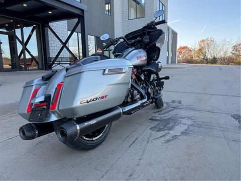 2025 Harley-Davidson CVO™ Road Glide® ST in Dubuque, Iowa - Photo 2