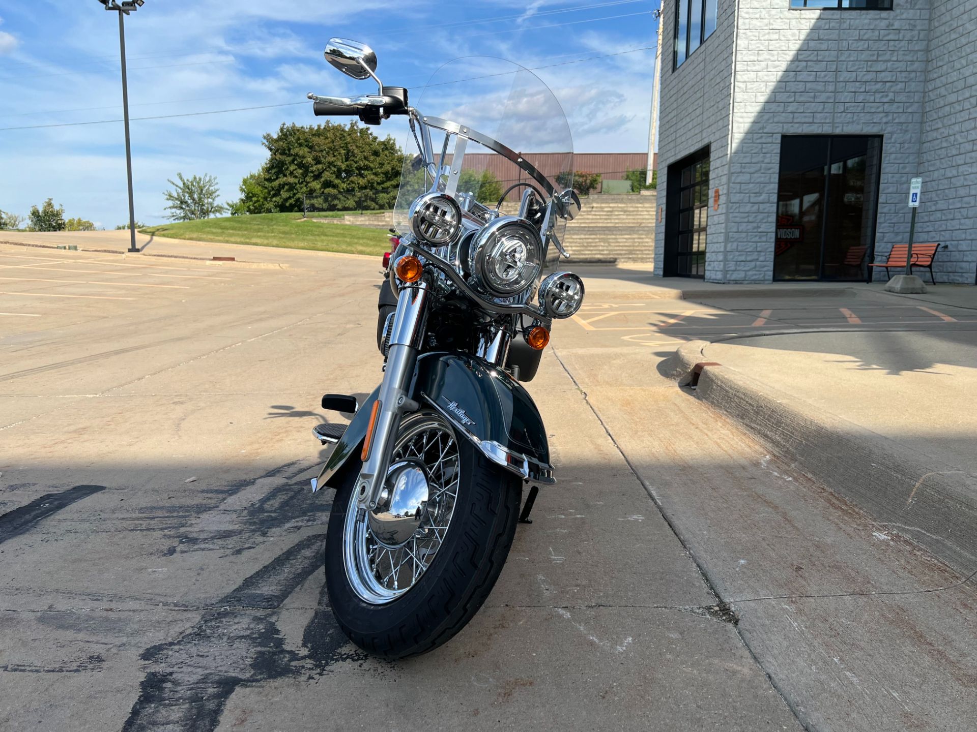 2024 Harley-Davidson Heritage Classic 114 in Dubuque, Iowa - Photo 9