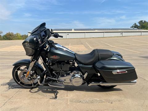 2025 Harley-Davidson Street Glide® in Dubuque, Iowa - Photo 5