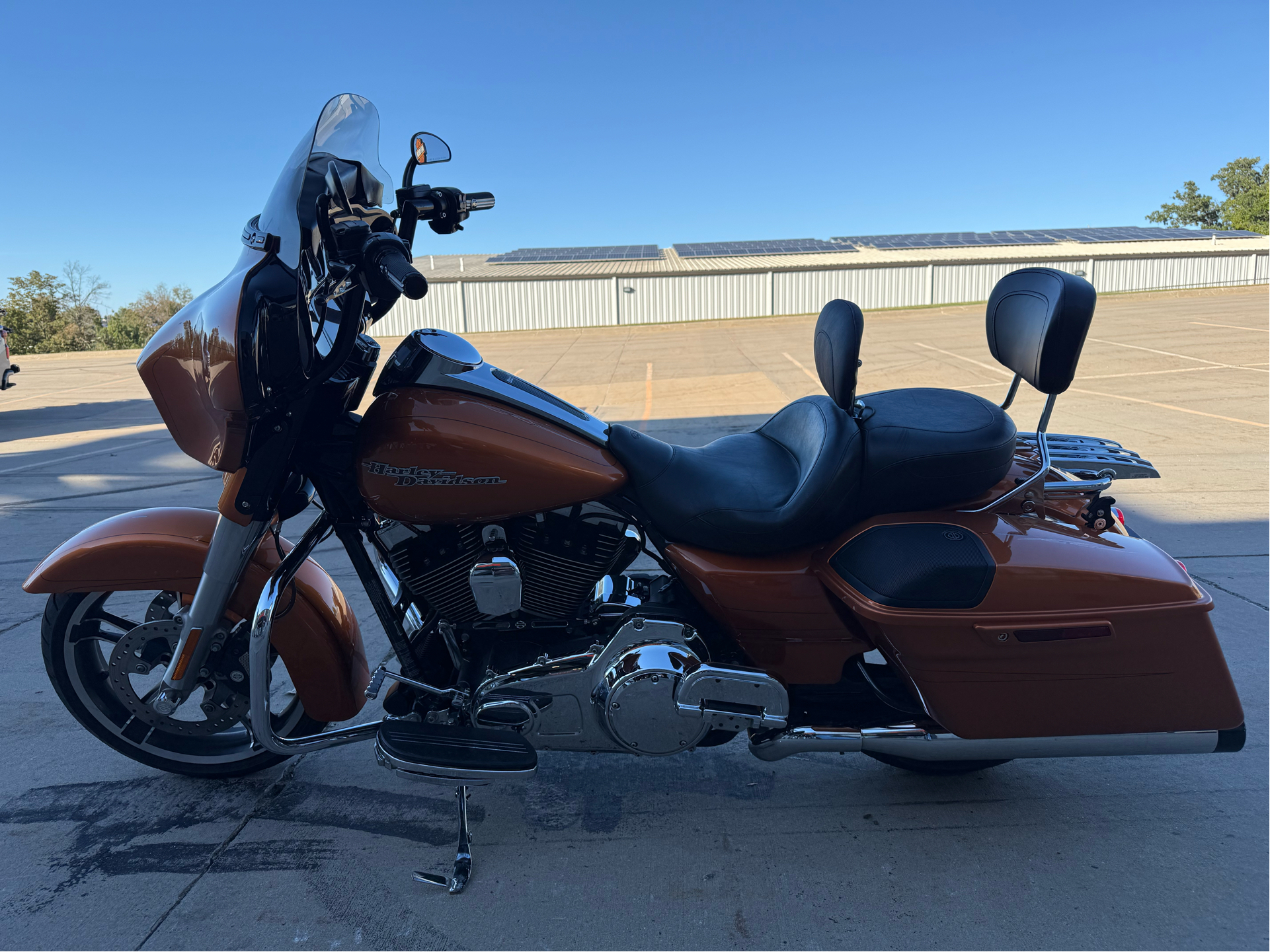 2015 Harley-Davidson Street Glide® Special in Dubuque, Iowa - Photo 6