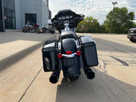 2017 Harley-Davidson Street Glide® Special in Dubuque, Iowa - Photo 3