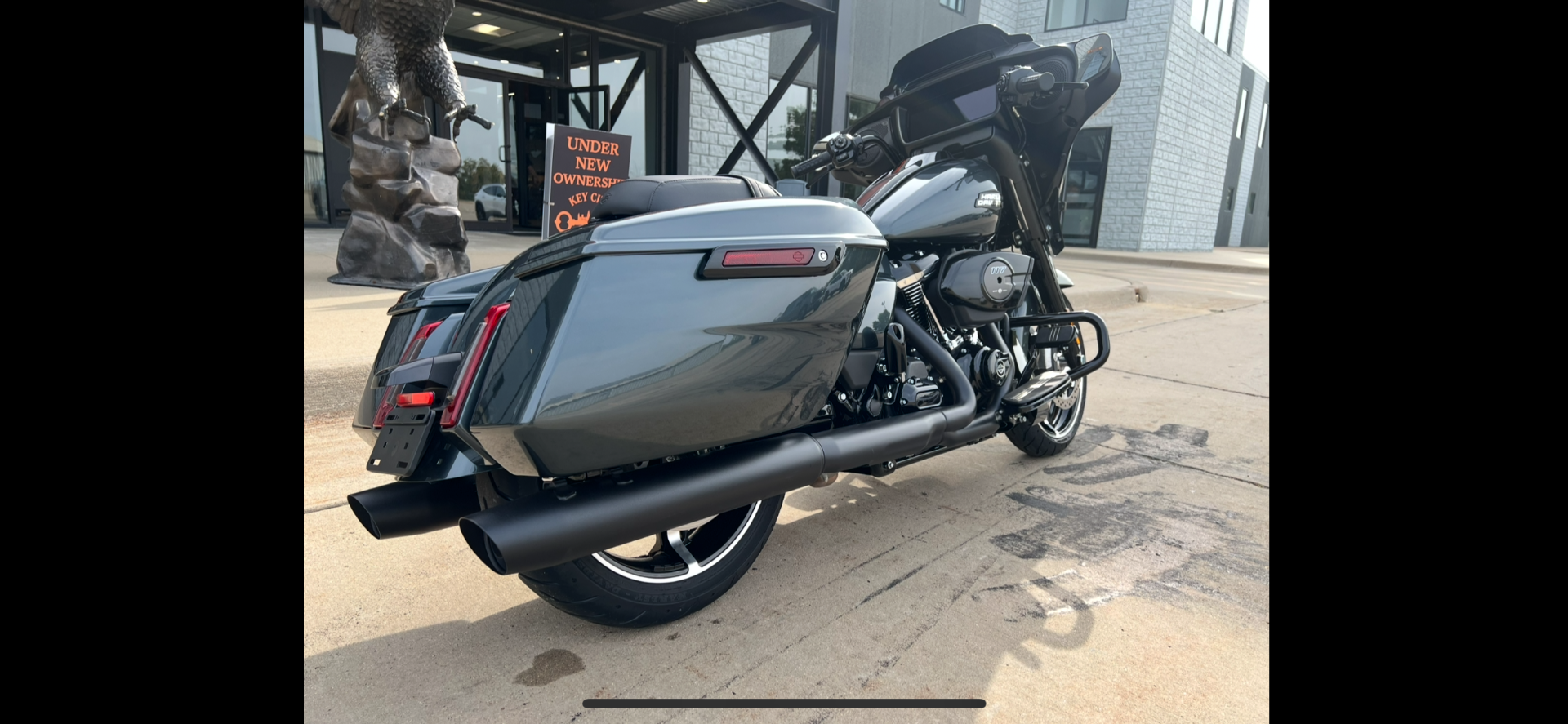 2025 Harley-Davidson Street Glide® in Dubuque, Iowa - Photo 2