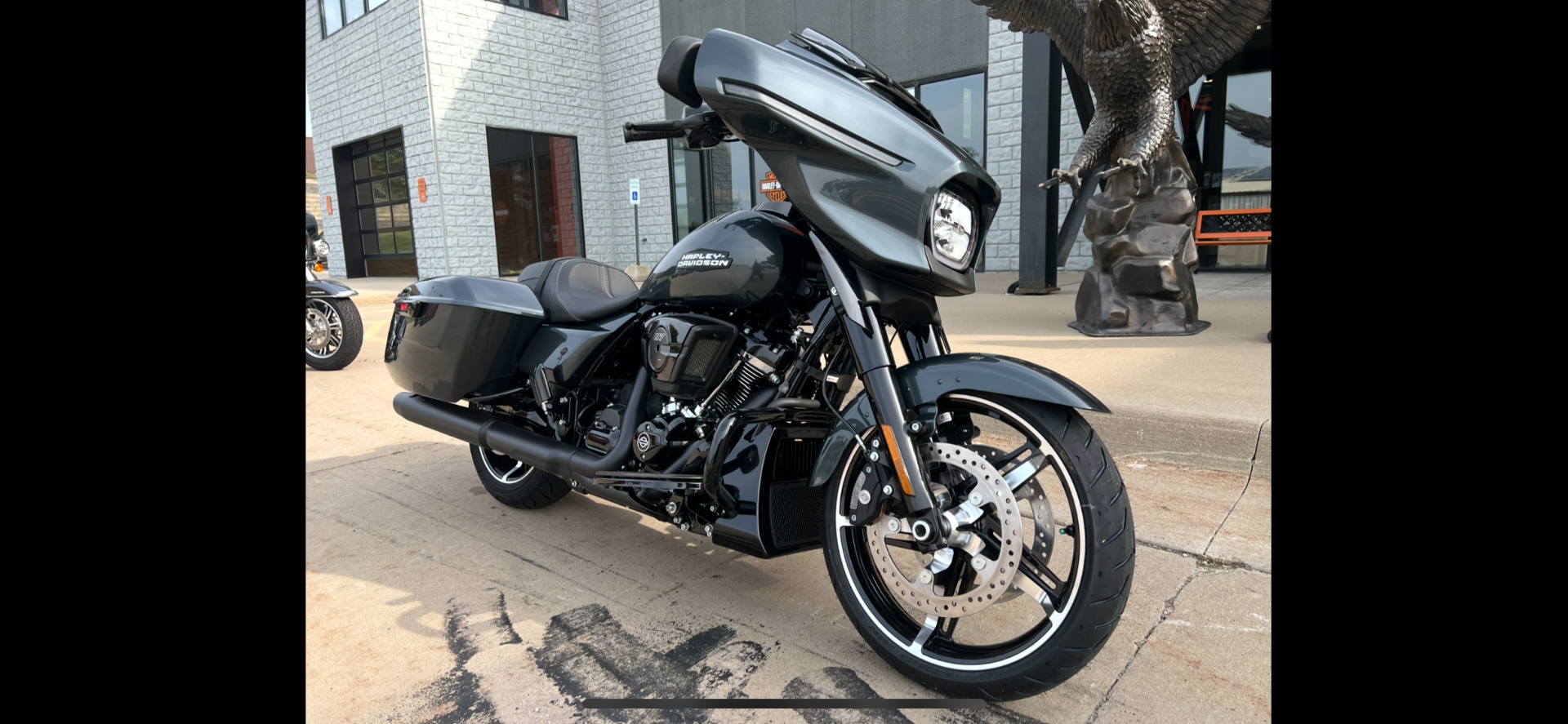 2025 Harley-Davidson Street Glide® in Dubuque, Iowa - Photo 8