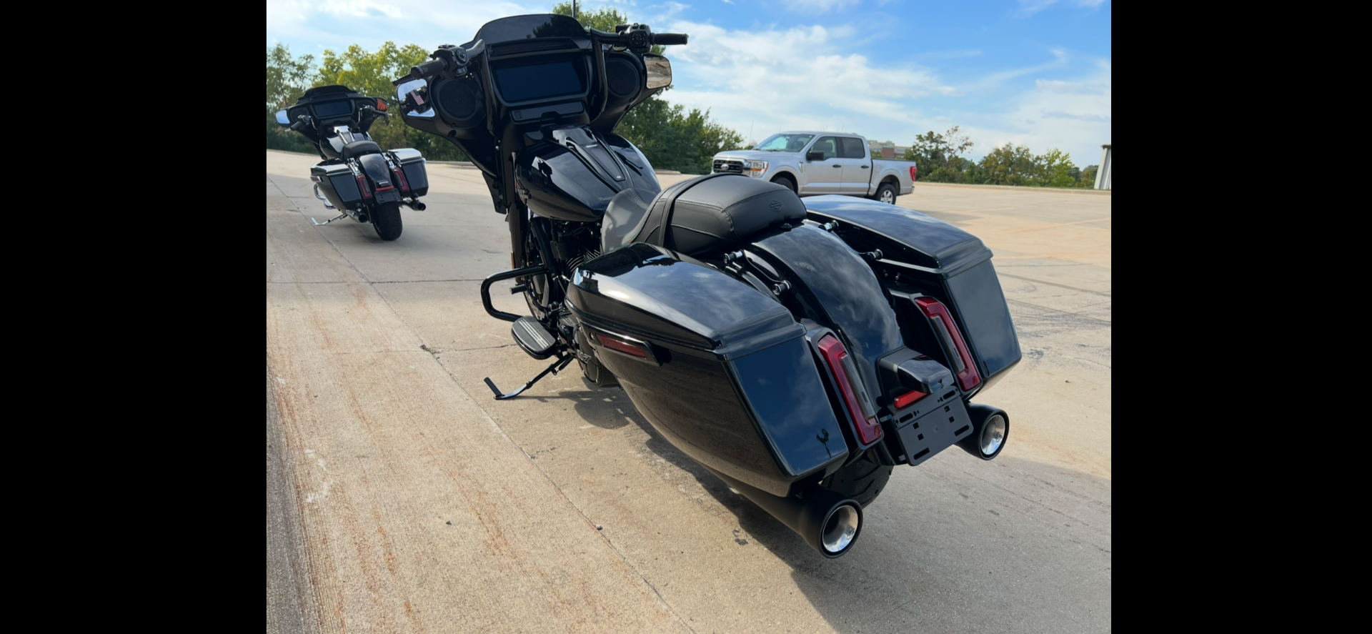2025 Harley-Davidson Street Glide® in Dubuque, Iowa - Photo 4