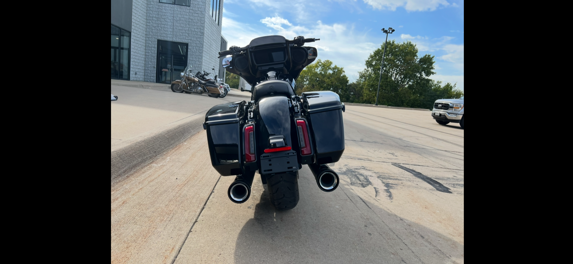 2025 Harley-Davidson Street Glide® in Dubuque, Iowa - Photo 3