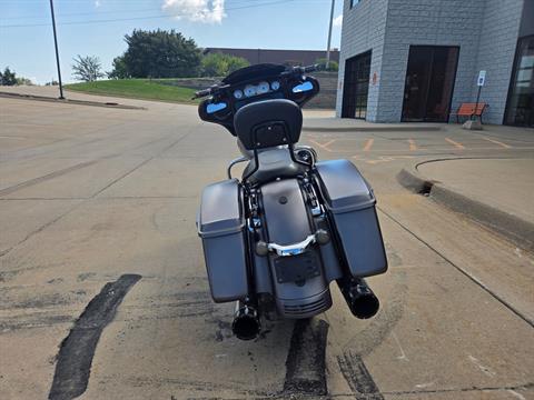 2017 Harley-Davidson Street Glide® Special in Dubuque, Iowa - Photo 6