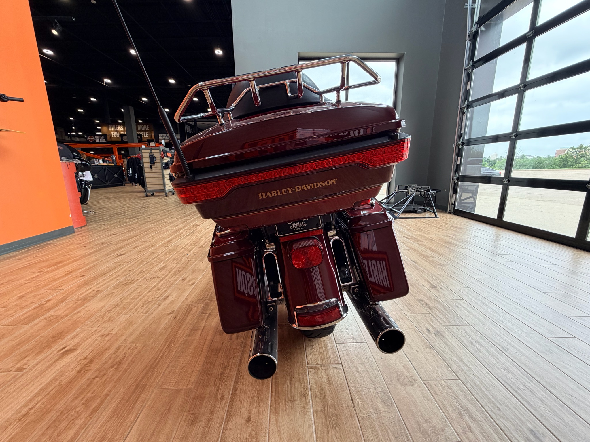 2016 Harley-Davidson Electra Glide® Ultra Classic® 6