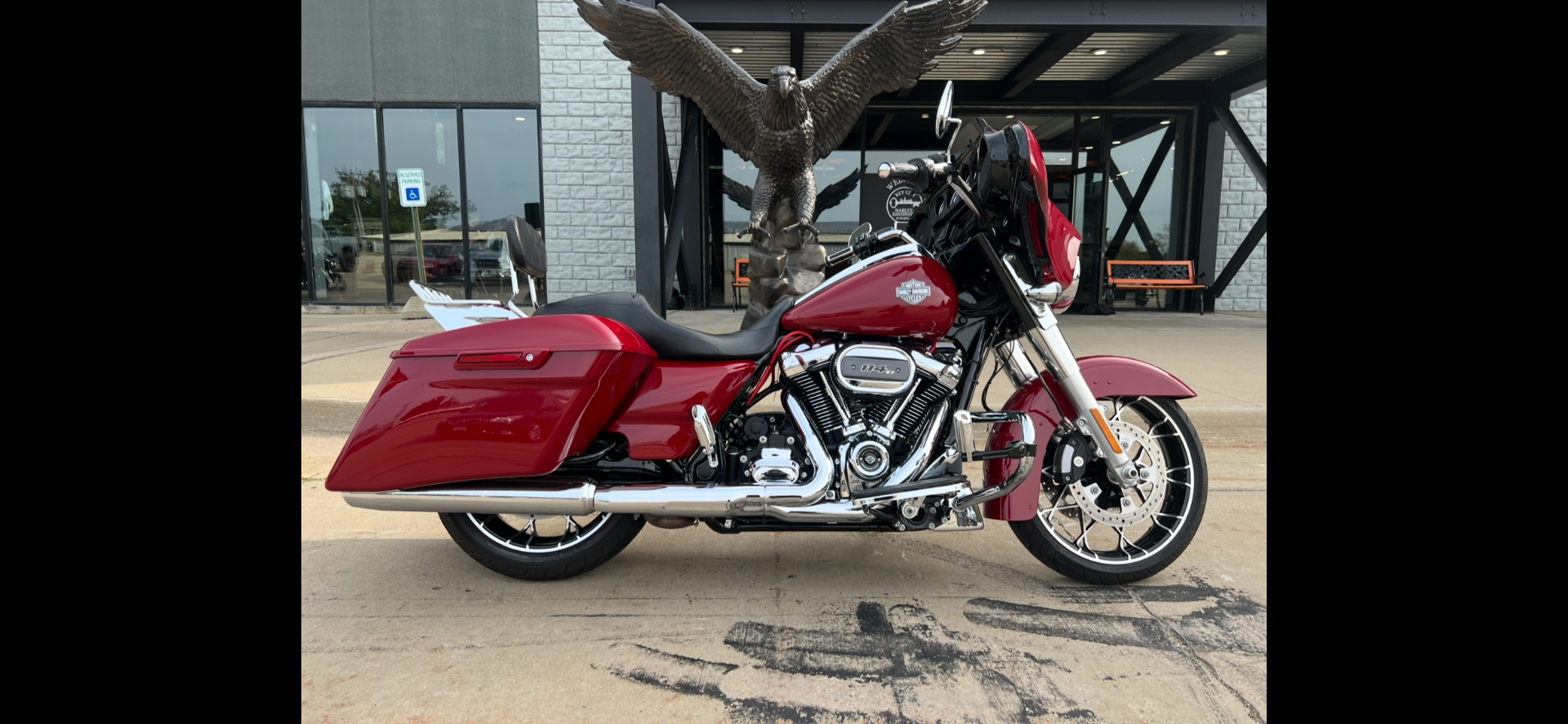 2021 Harley-Davidson Street Glide® Special in Dubuque, Iowa - Photo 1