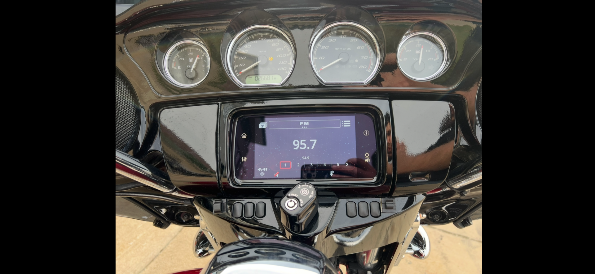 2021 Harley-Davidson Street Glide® Special in Dubuque, Iowa - Photo 9