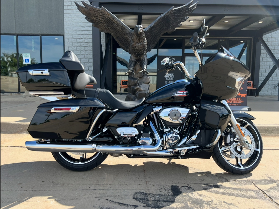 2025 Harley-Davidson Road Glide® in Dubuque, Iowa - Photo 1