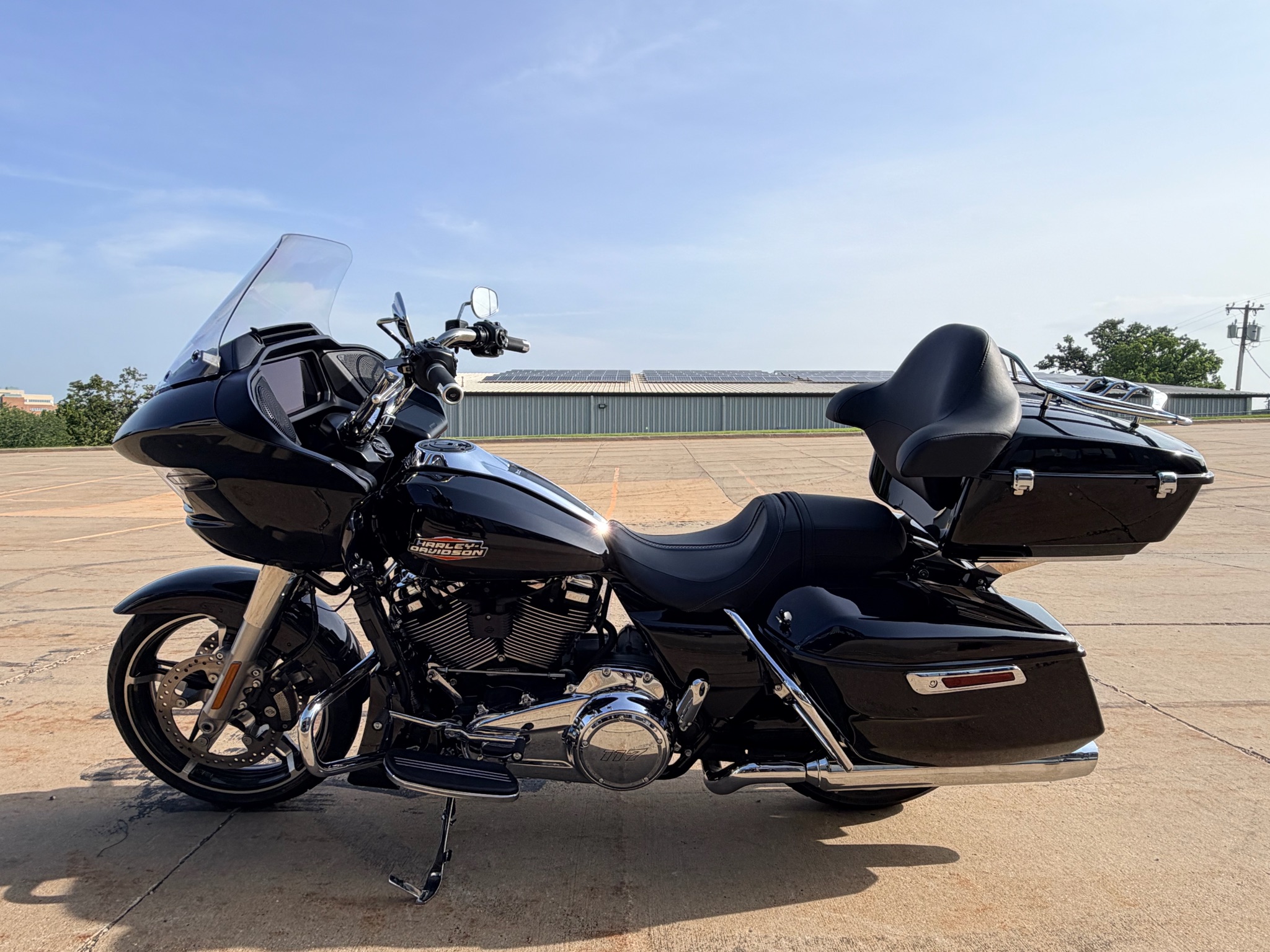 2025 Harley-Davidson Road Glide® 7