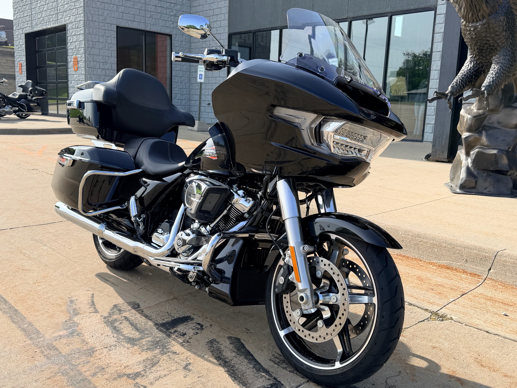 2025 Harley-Davidson Road Glide® 12