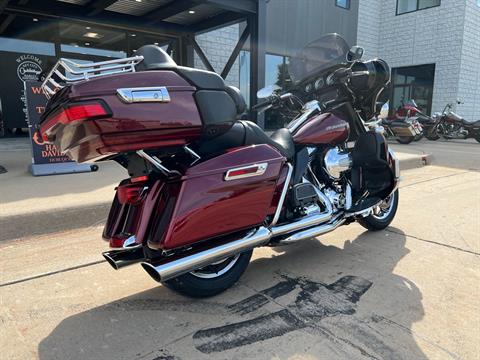 2016 Harley-Davidson Ultra Limited in Dubuque, Iowa - Photo 2