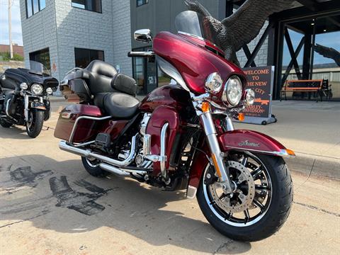 2016 Harley-Davidson Ultra Limited in Dubuque, Iowa - Photo 8