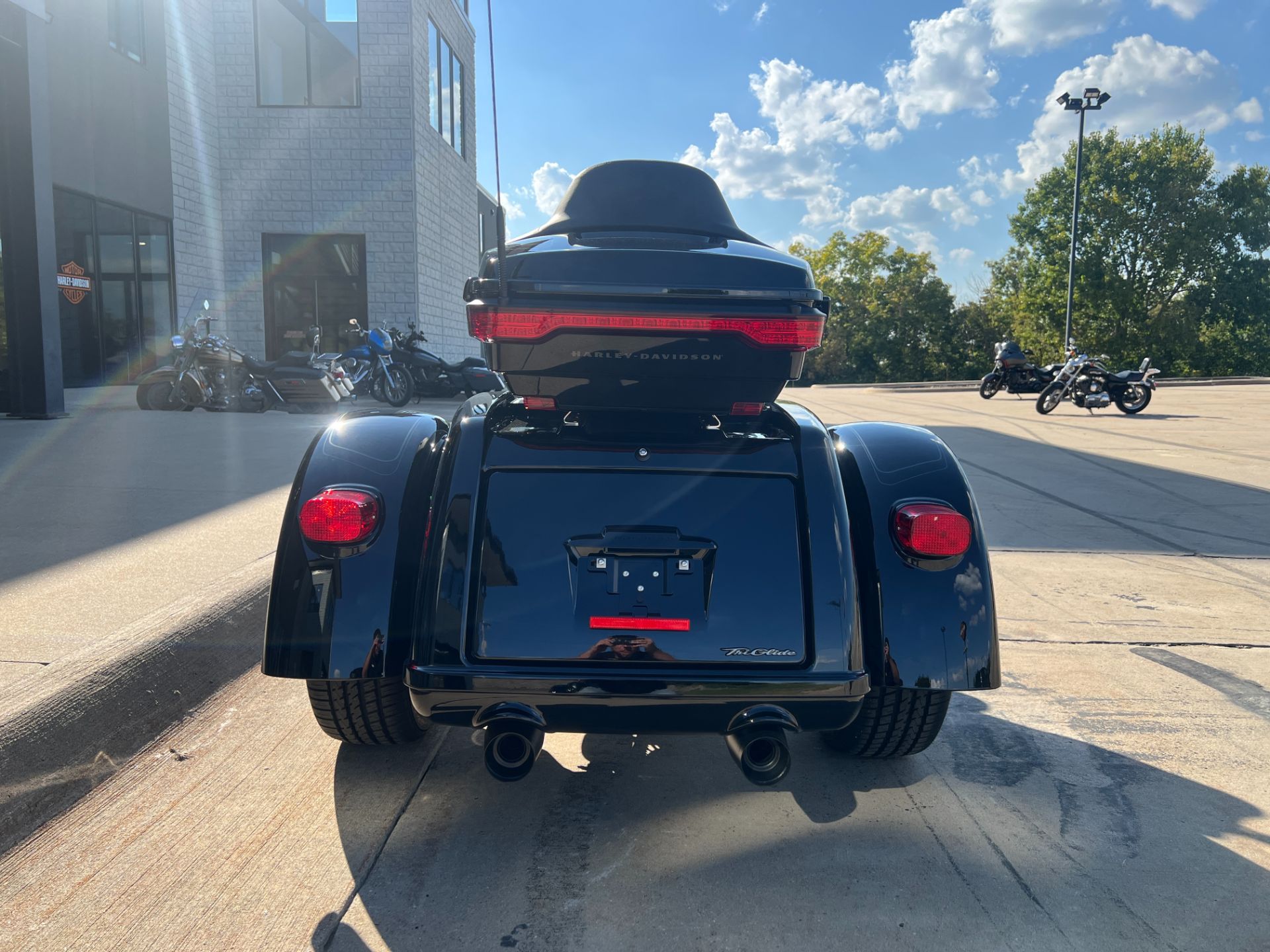 2025 Harley-Davidson Tri Glide® Ultra in Dubuque, Iowa - Photo 4
