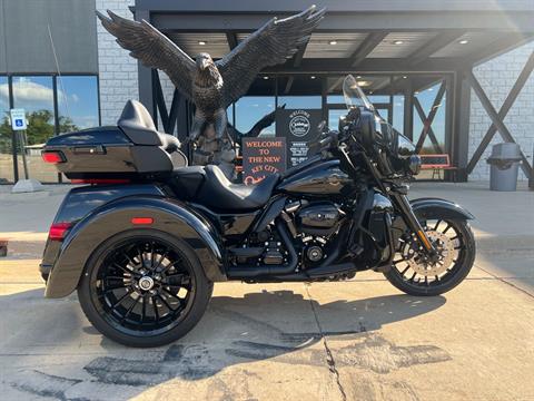 2025 Harley-Davidson Tri Glide® Ultra in Dubuque, Iowa - Photo 1