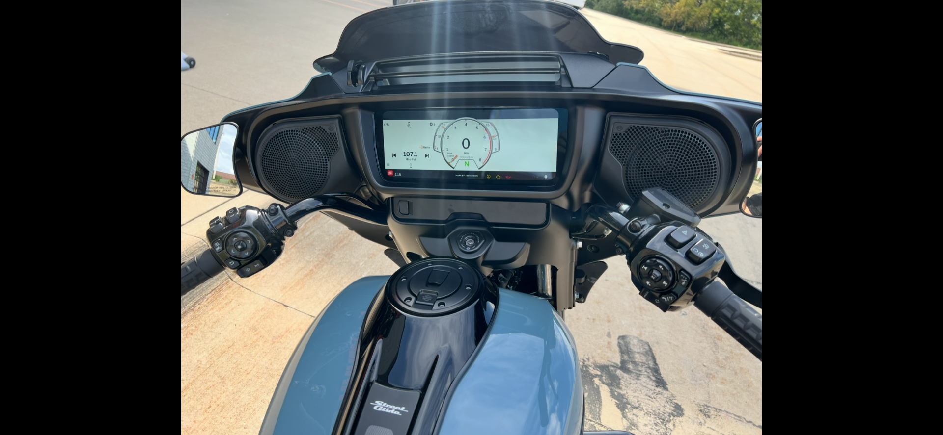 2024 Harley-Davidson Street Glide® in Dubuque, Iowa - Photo 9