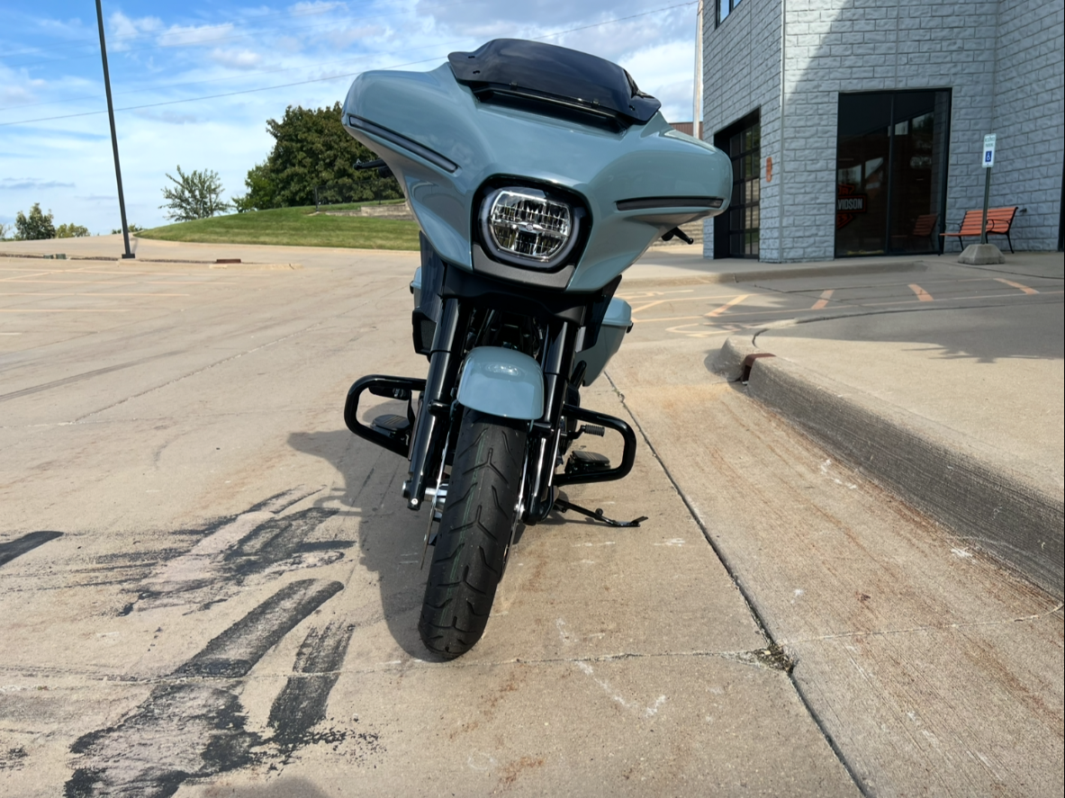 2024 Harley-Davidson Street Glide® in Dubuque, Iowa - Photo 7