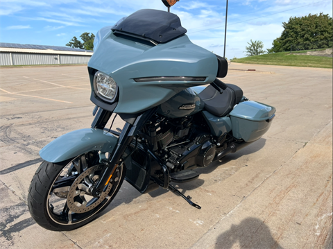 2024 Harley-Davidson Street Glide® in Dubuque, Iowa - Photo 6