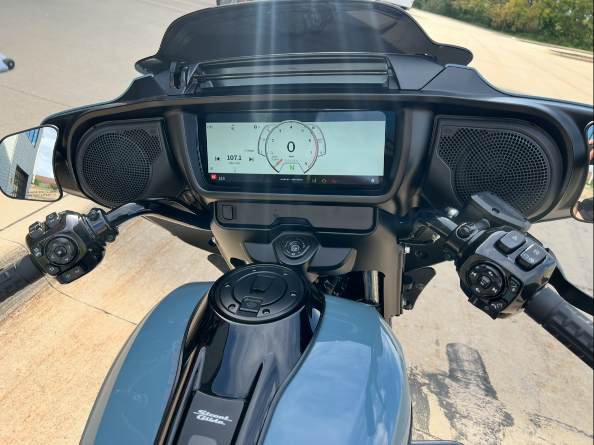 2024 Harley-Davidson Street Glide® in Dubuque, Iowa - Photo 9