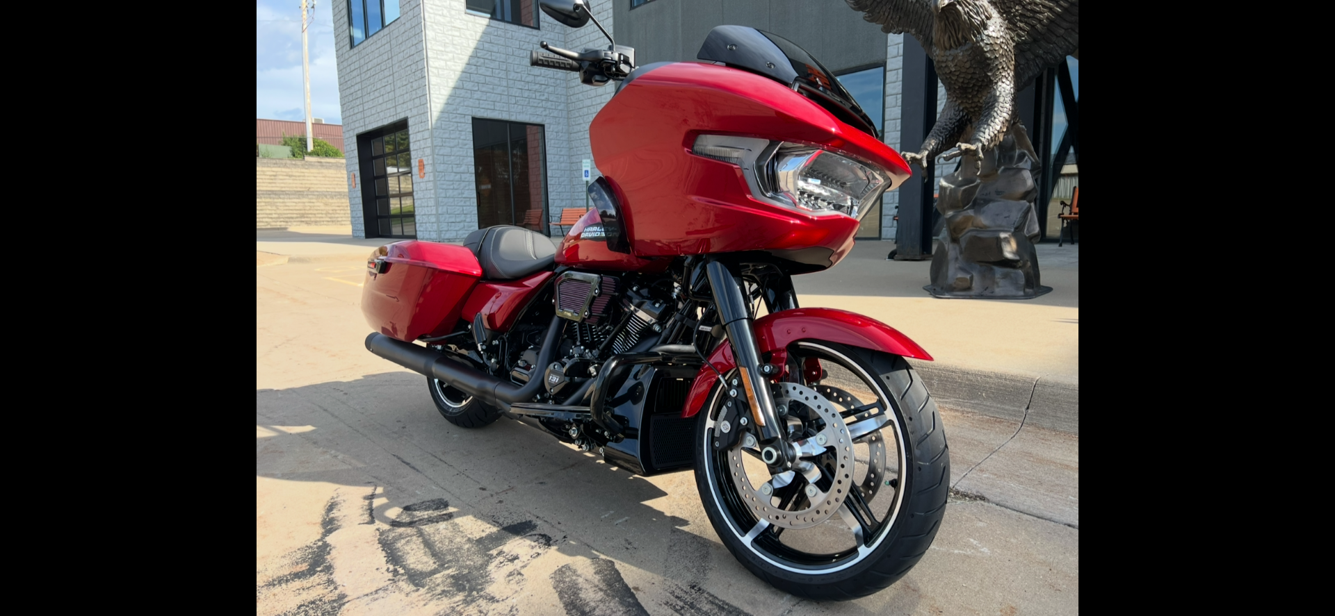 2025 Harley-Davidson Road Glide® in Dubuque, Iowa - Photo 8